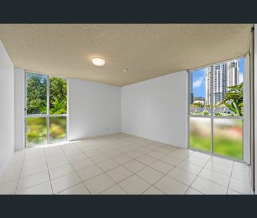 5/28 Riverview Parade, Surfers Paradise, Qld 4217 - Photo 2