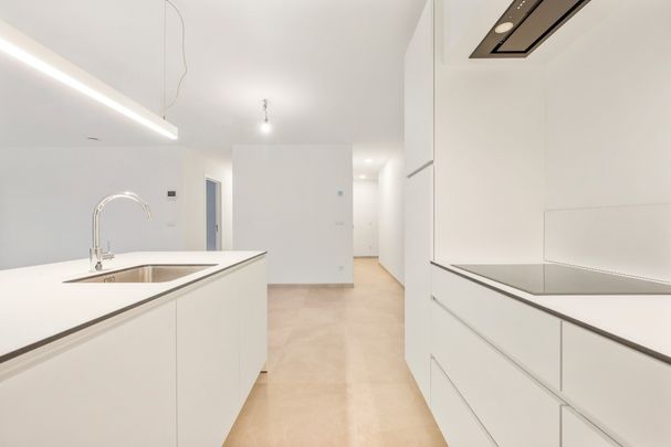 Nieuwbouwappartement met 2 slaapkamers en staanplaats - Photo 1