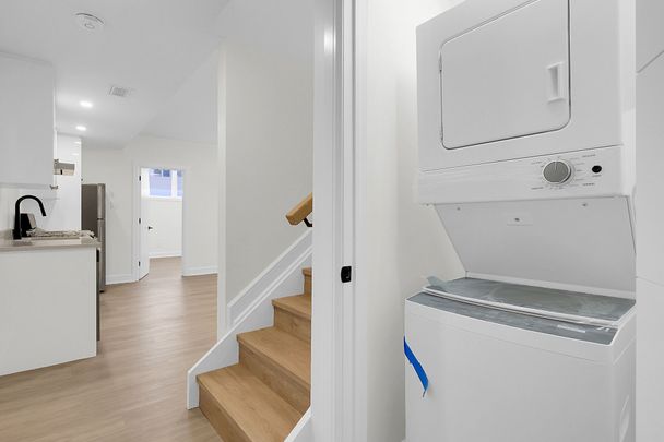 For Lease - 547 Mutual Street, Overbrook - Castleheights and Area, Ontario - Photo 1