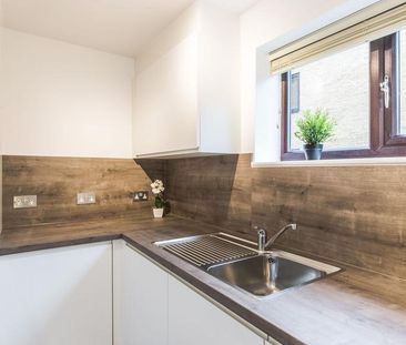 1 bedroom ground floor flat to rent - Photo 3