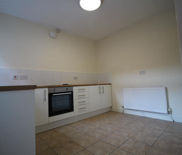 3 Bedroom Terraced House for Rent - Photo 6