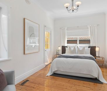 Charming 6-Bedroom Family Home - Photo 6