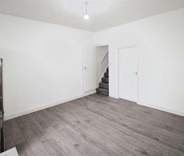 Tivoli Place, Bradford, BD5 - Photo 2