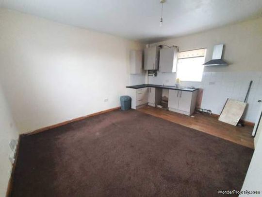 2 bedroom property to rent in Batley - Photo 1