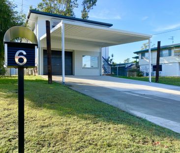 RENOVATED 5 BEDROOM HOUSE WITH ROOM TO MOVE! - Photo 5