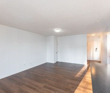 2 Bedroom - Photo 4