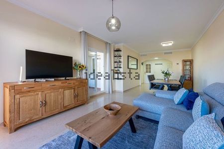 Alquiler de piso en Santa maria green hills s/n - Photo 2