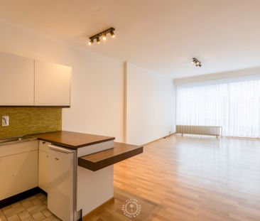 Centraal gelegen en volledig instapklaar 1-slaapkamer appartement - Photo 3