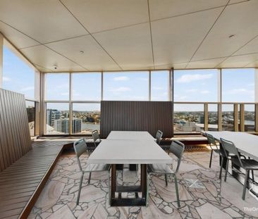 2 Bedrooms - Unfurnished - Photo 5