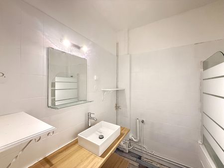 Location Appartement 4 pièces 92m² - Photo 5