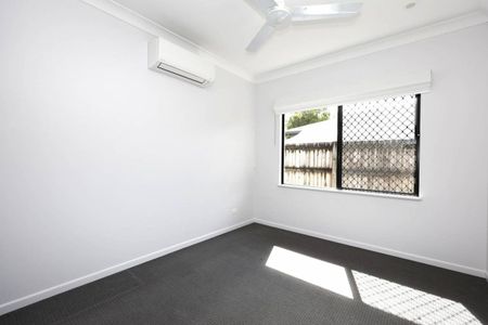 Spacious, Stylish & Perfectly Positioned– No Rear Neighbours - Photo 3