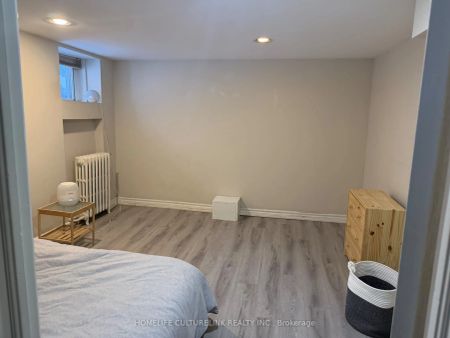 111 Glen Albert Drive #Basement - Photo 4