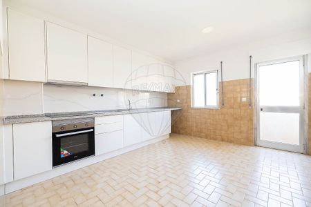 Apartamento T2 em Lisboa - Photo 2