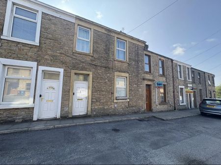 2 bedroom terraced house to rent - Photo 3