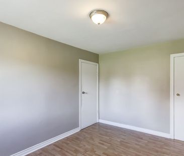 For Lease - 1695 Coram Crescent Unit# Main, Mississauga, Ontario - Photo 1