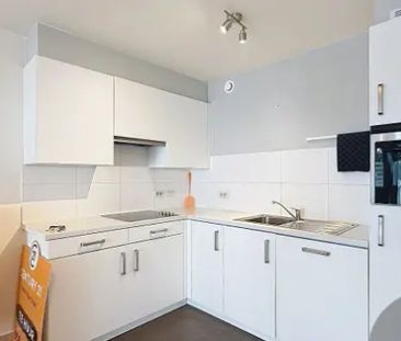 Ruim appartement vlakbij de jachthaven van Zeebrugge met garagestaa... - Foto 2