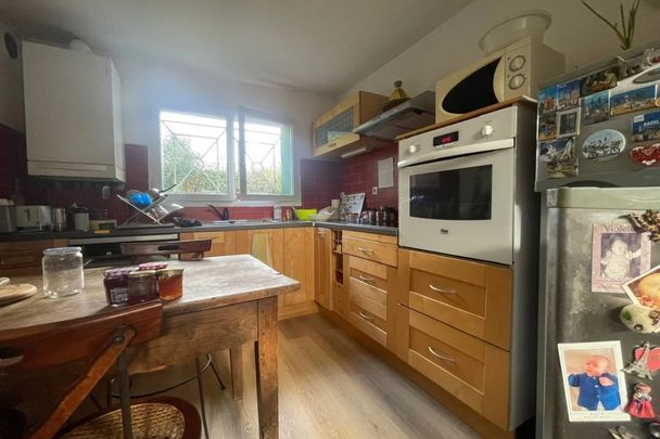 Villa de type 5 sur Aix-en-Provence Avec Piscine + Jardin - Photo 1