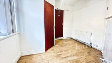 1 bedroom house to rent New Bedford Road, Luton, Bedfordshire, LU3 - Photo 2