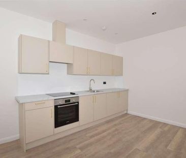 Queensway House, London Road, Redhill, Surrey, RH1 - Photo 3