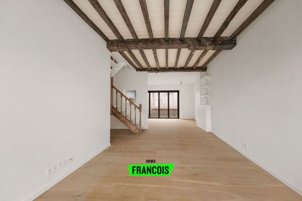 Gerenoveerde trapgevelwoning met 3 kamers aan Sint-Annarei te Brugge - Photo 1