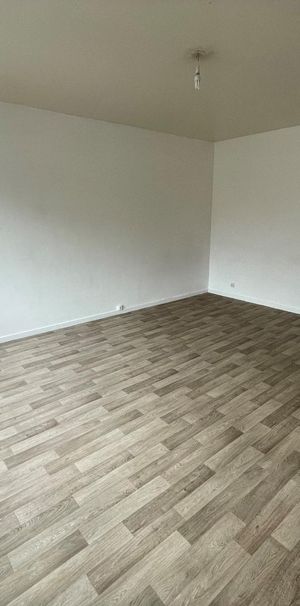 Location Appartement 1 pièce 31m² LILLE 59000 - Photo 1