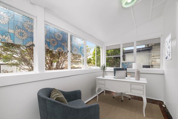 Charming Refurbished Inner-City Home - Photo 1