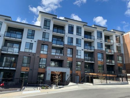 Beautiful One Bed and Den Condo in Langley Overlooking Greenspace with Parking - Photo 2