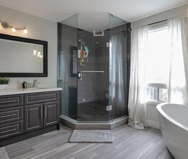 For Lease - 1821 Pilgrims Way, Oakville, Ontario - Photo 5