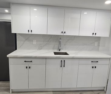 For Lease - 1296 Ellenton Crescent Unit# Basement B, Milton, Ontario - Photo 3