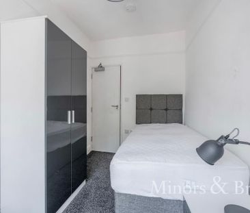 1 bedroom in a house share to rent - Photo 6