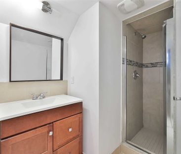 For Lease - 11 Leacroft Crescent, Toronto, Ontario - Photo 4