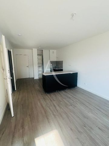 Location Appartement 2 pièces 41m² - Photo 4