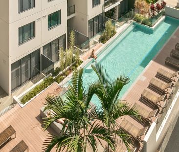 Modern 1-Bedroom Apartment in the Heart of Albion - Photo 1