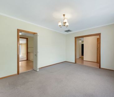 The Perfect Family Home with a Spacious Yard! - Photo 3