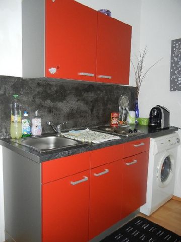 Helle Singlewohnung mit Lift zu vermieten - Photo 4