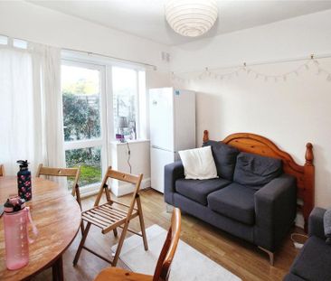 4 bedroom semi-detached house to rent - Photo 6