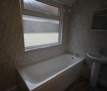 Field Street Avenue, Kettering, Northants, NN16 - Photo 4