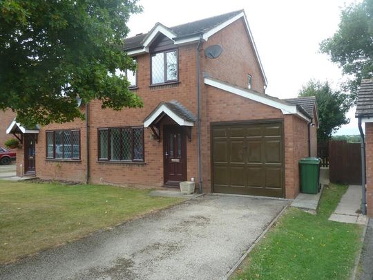 3 bedroom semi-detached house to rent - Photo 1