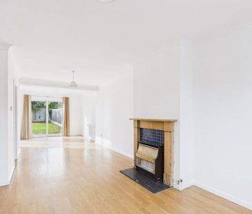 3 bedroom semi-detached house to rent - Photo 2