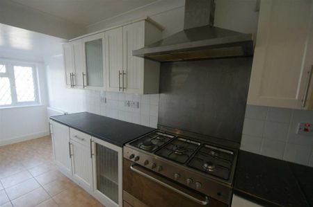 House share to rent - Photo 3