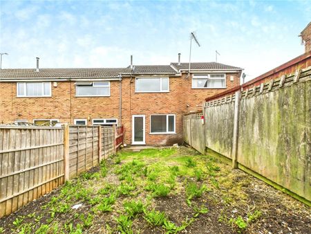 Carlyle Place, Heanor, Derbyshire, DE75 - Photo 2