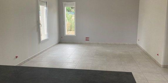 Maison à louer - 5 pièces - 101 m² - Photo 2