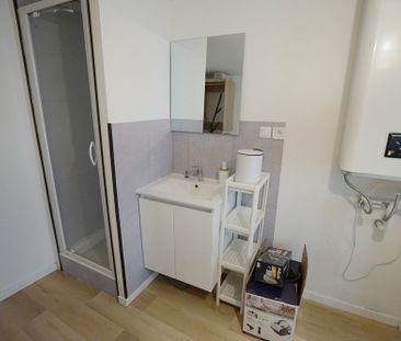 LILLE - APPARTEMENT - T2 MEUBLE - Photo 1
