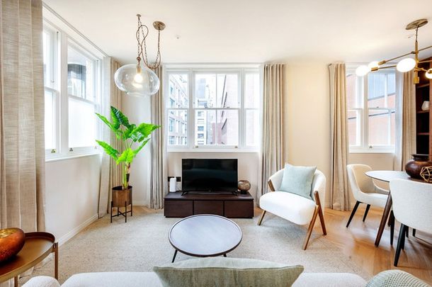 Stukeley Street - Photo 1