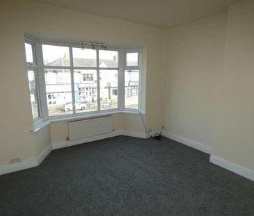 Whitegate Drive, Blackpool, FY3 - Photo 4