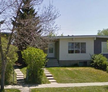 Whole Basement, 3 Bedr, 1 Kitch, 1 Laundry Room, Separate Entry — 3... - Photo 1