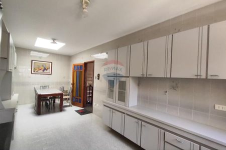 Descrição do Imóvel – Sobrado de Alto Padrão, 340 m² - Foto 4