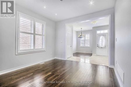 609 GIBSON CRESCENT - Photo 2