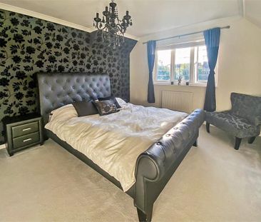 4 bedroom detached house to rent - Photo 4