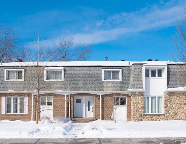 À louer / Maison à étages - Photo 1